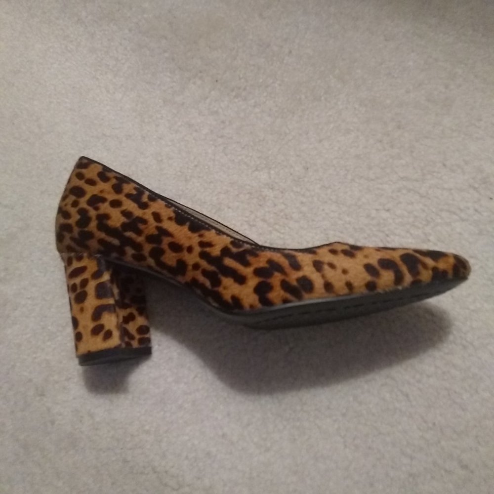 Shoes - Picture 3 of 3